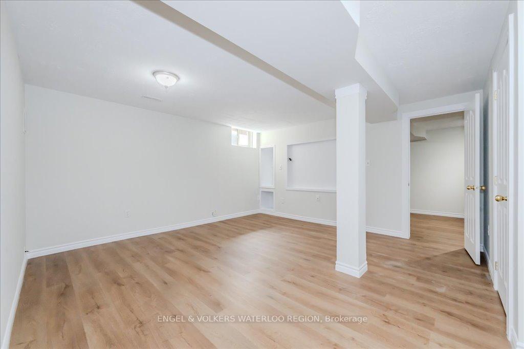 Photo 36 of 705 Breakwater Crescent, Waterloo — HOMEH