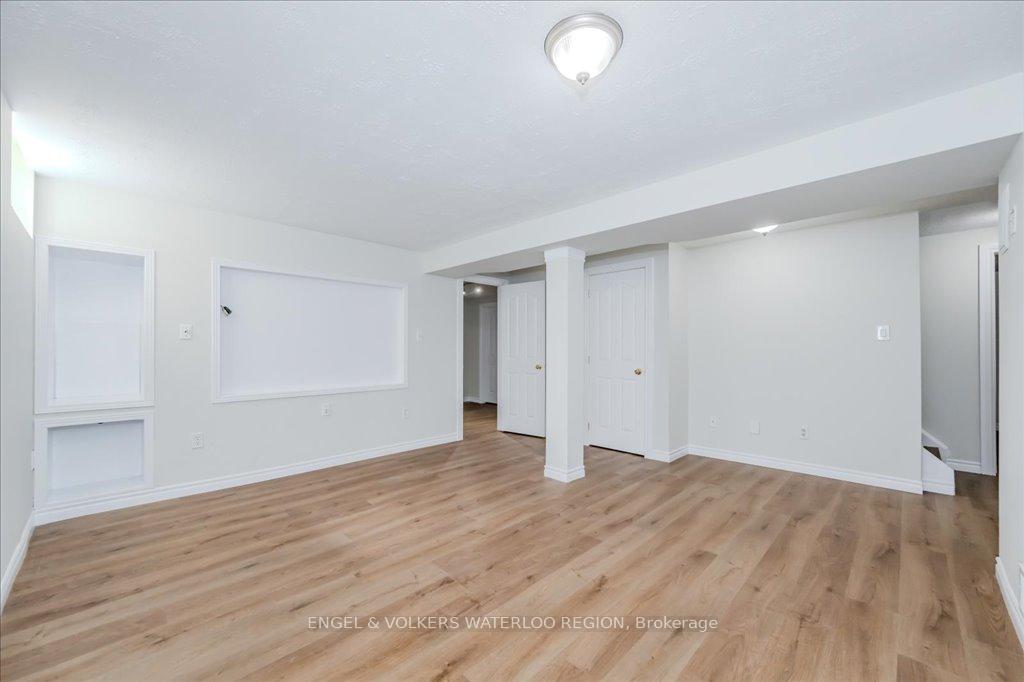 Photo 37 of 705 Breakwater Crescent, Waterloo — HOMEH