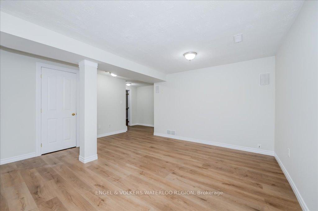 Photo 38 of 705 Breakwater Crescent, Waterloo — HOMEH