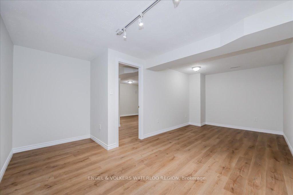 Photo 41 of 705 Breakwater Crescent, Waterloo — HOMEH