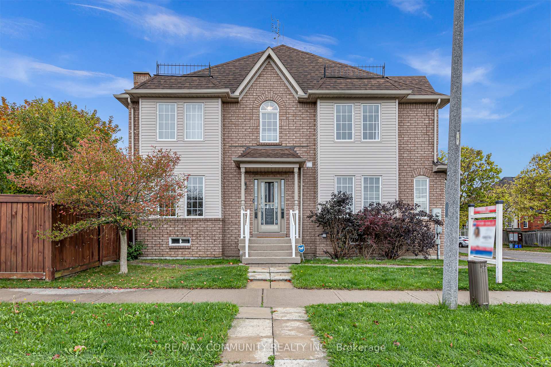 Photo 1 of 1 Playfair Road, Whitby, Downtown Whitby — HOMEH