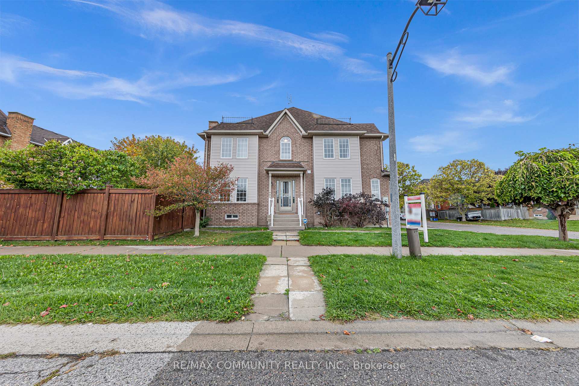 Photo 2 of 1 Playfair Road, Whitby, Downtown Whitby — HOMEH