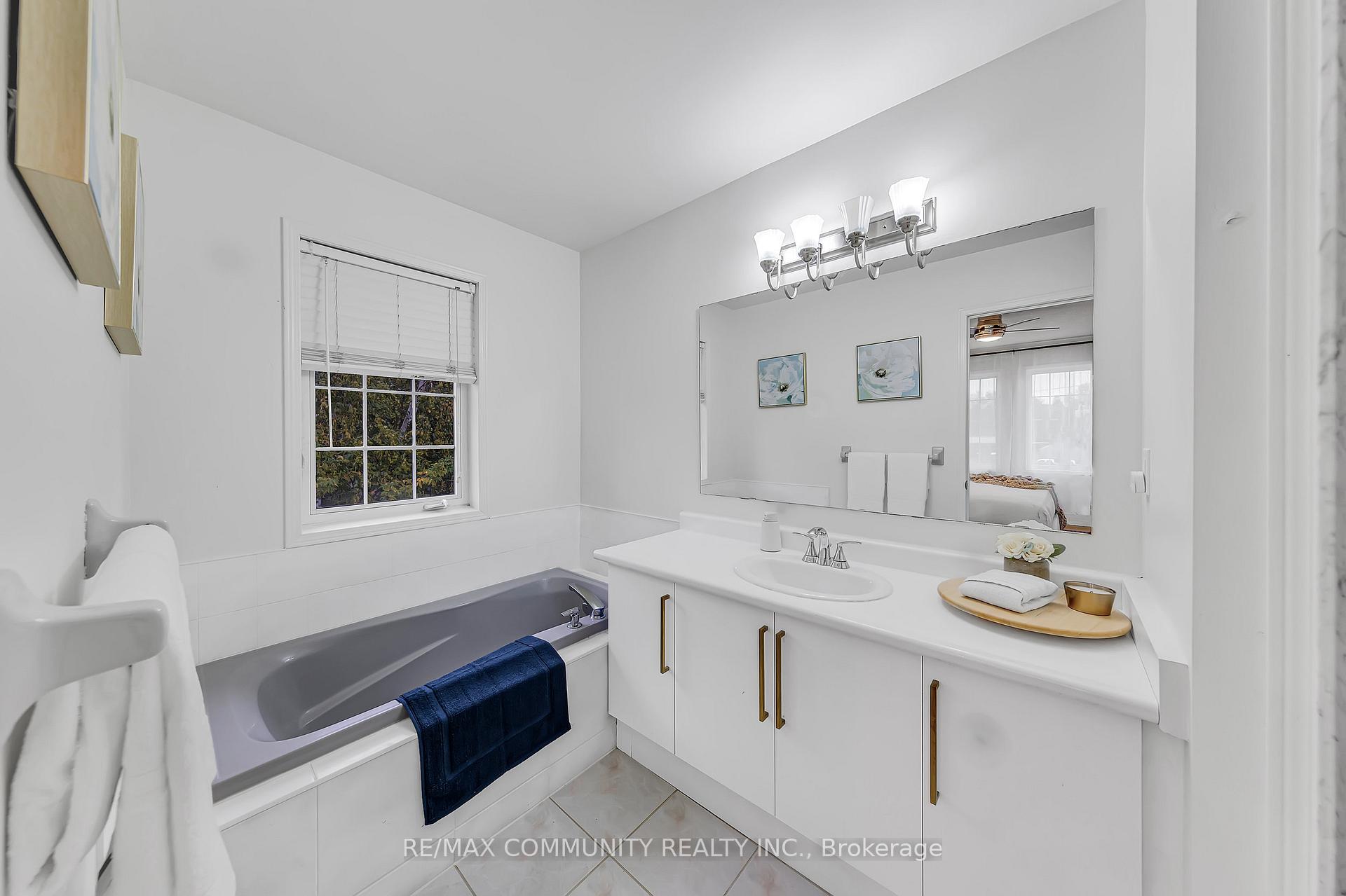 Photo 28 of 1 Playfair Road, Whitby, Downtown Whitby — HOMEH