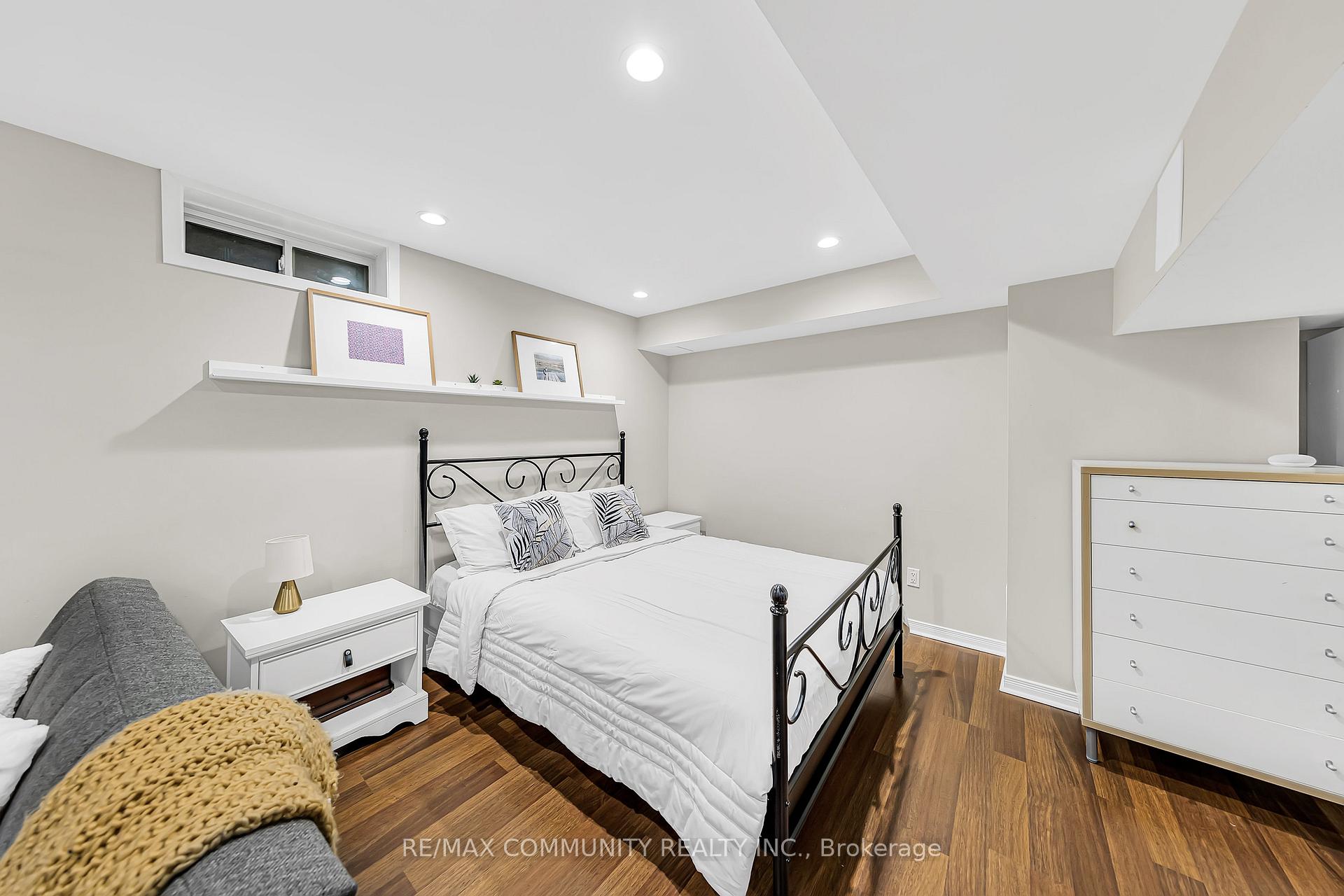 Photo 35 of 1 Playfair Road, Whitby, Downtown Whitby — HOMEH