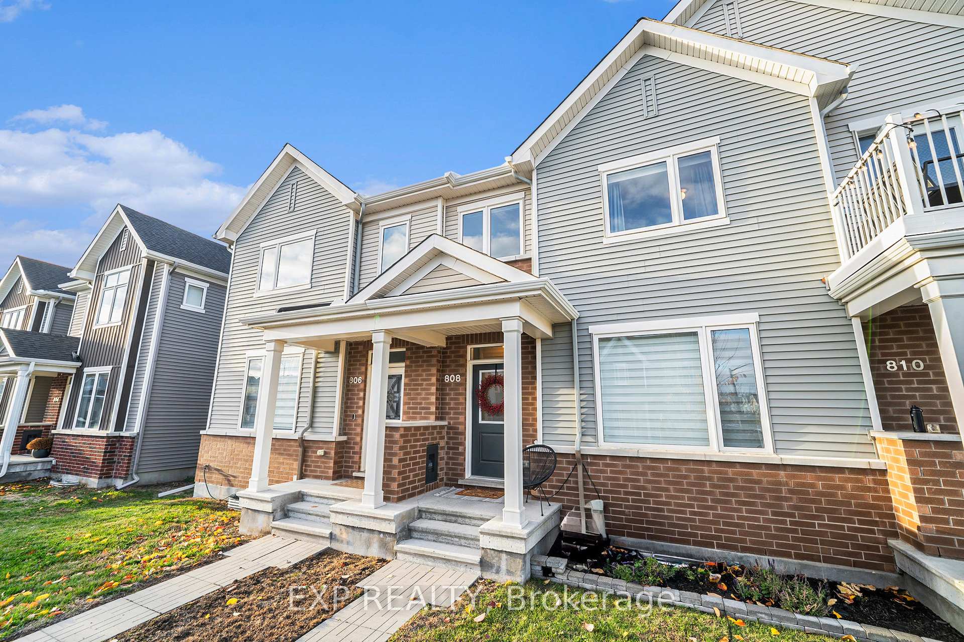 Photo 2 of 808 Horseshoe Falls Way, Ottawa, Barrhaven - Heritage Park — HOMEH