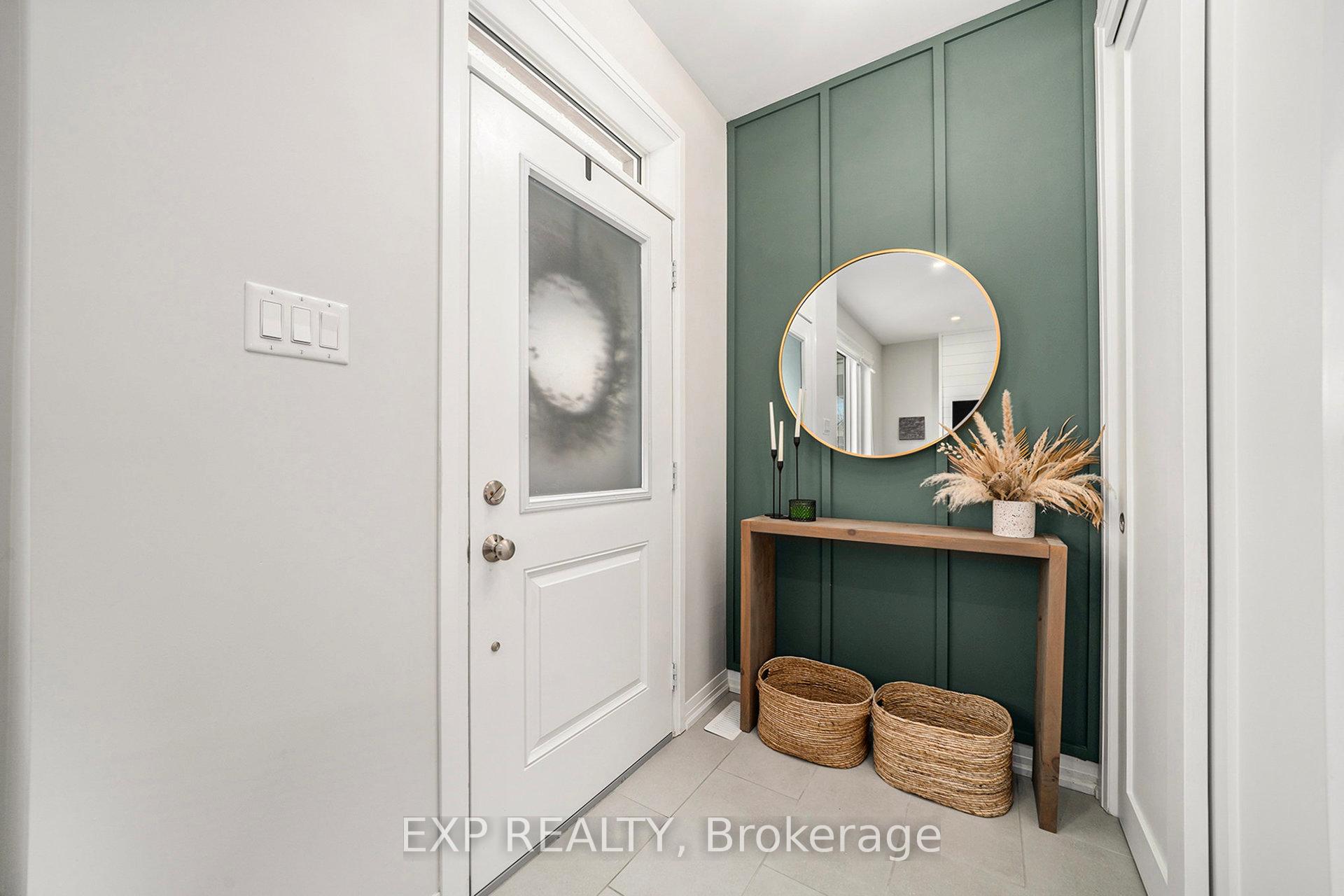 Photo 4 of 808 Horseshoe Falls Way, Ottawa, Barrhaven - Heritage Park — HOMEH