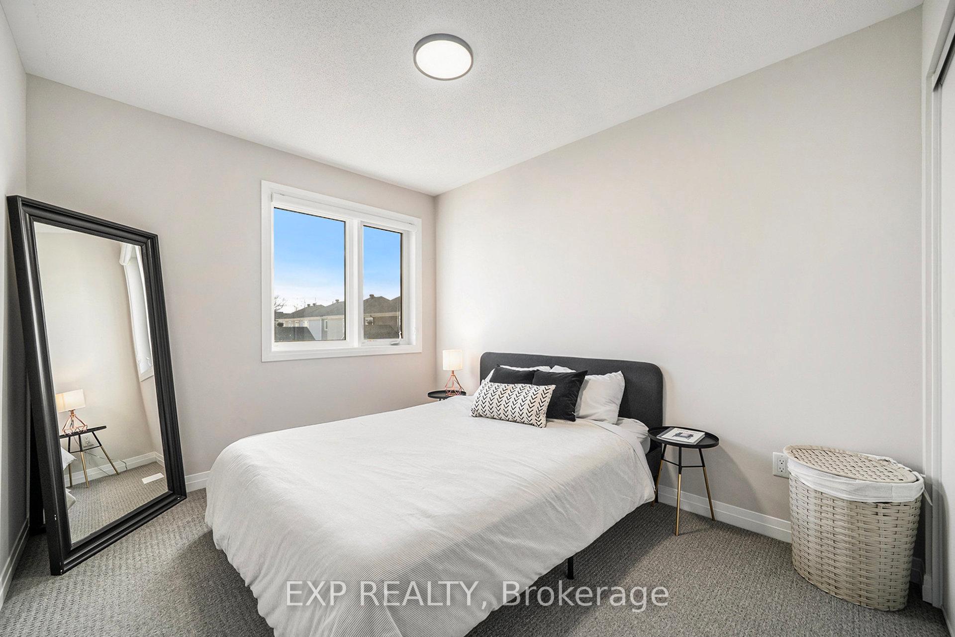 Photo 18 of 808 Horseshoe Falls Way, Ottawa, Barrhaven - Heritage Park — HOMEH