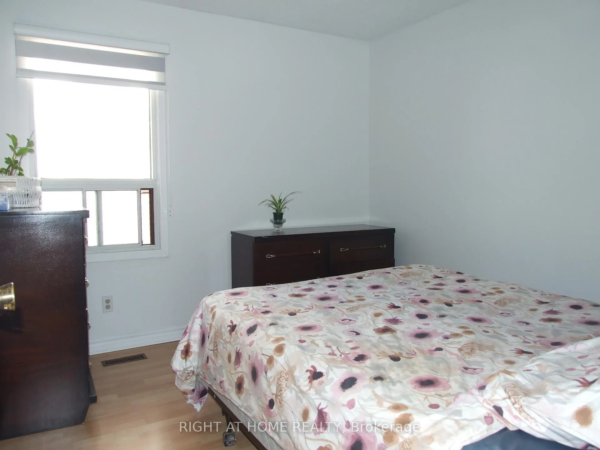 Photo 12 of 53 Renfield Crescent, Whitby, Lynde Creek — HOMEH