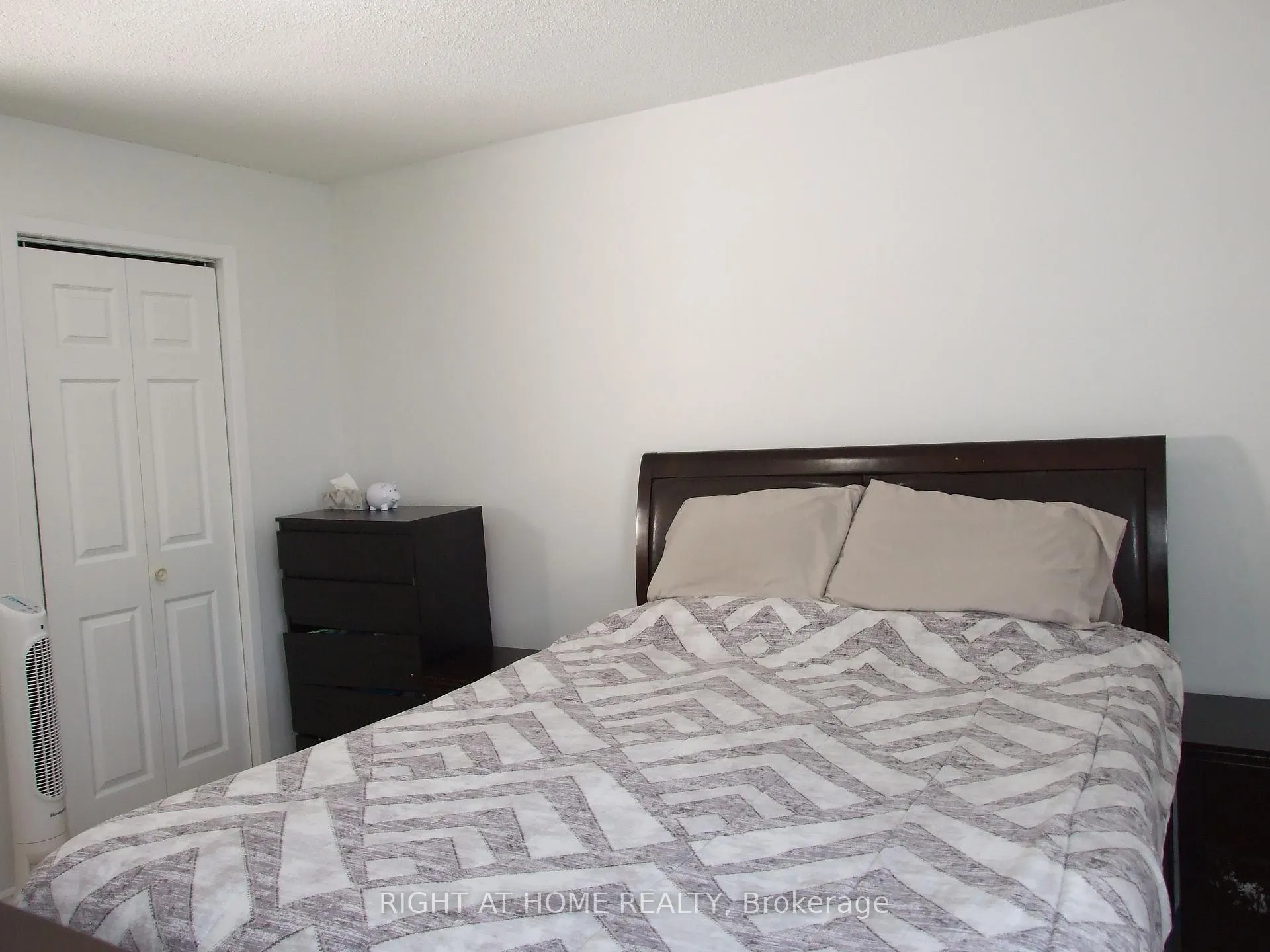 Photo 14 of 53 Renfield Crescent, Whitby, Lynde Creek — HOMEH