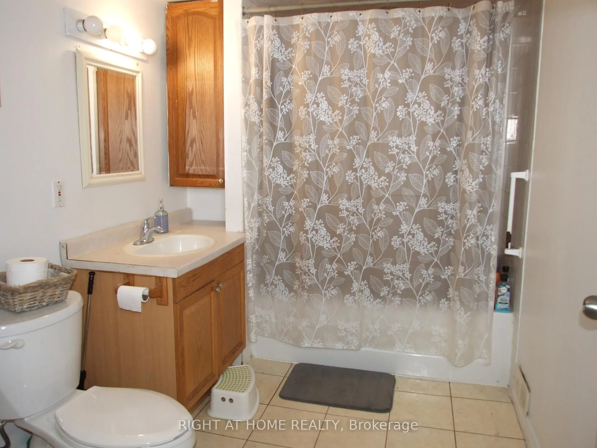Photo 22 of 53 Renfield Crescent, Whitby, Lynde Creek — HOMEH