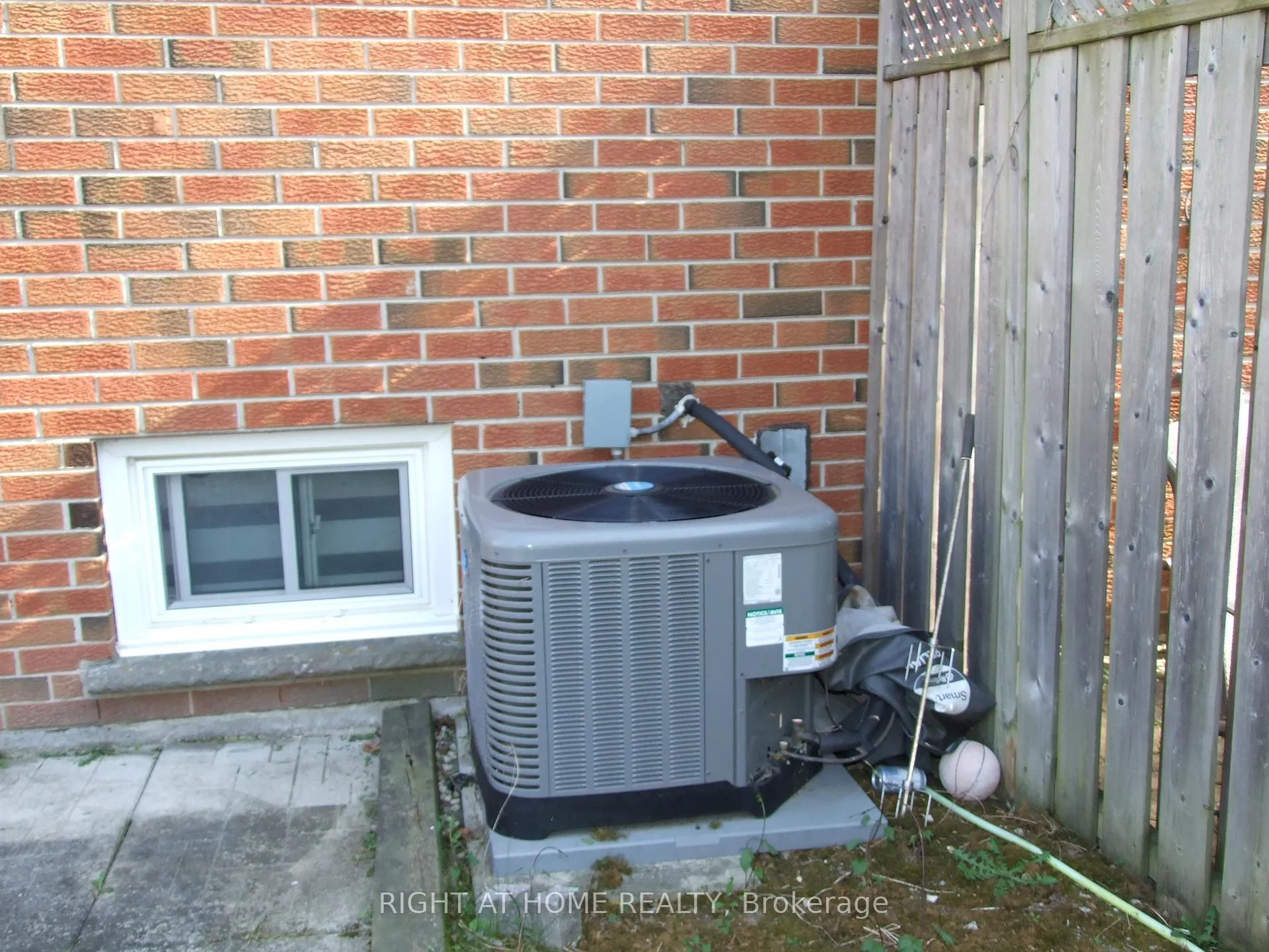 Photo 28 of 53 Renfield Crescent, Whitby, Lynde Creek — HOMEH