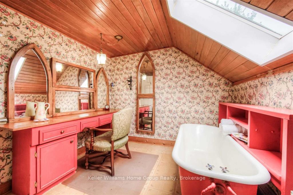 Photo 16 of 2218 Floradale Road, Woolwich — HOMEH