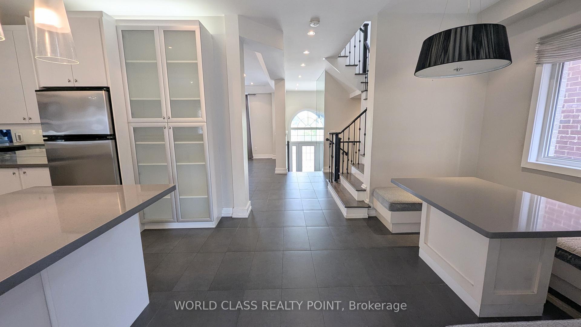 Photo 12 of 22 Gesher Crescent, Vaughan, Patterson — HOMEH