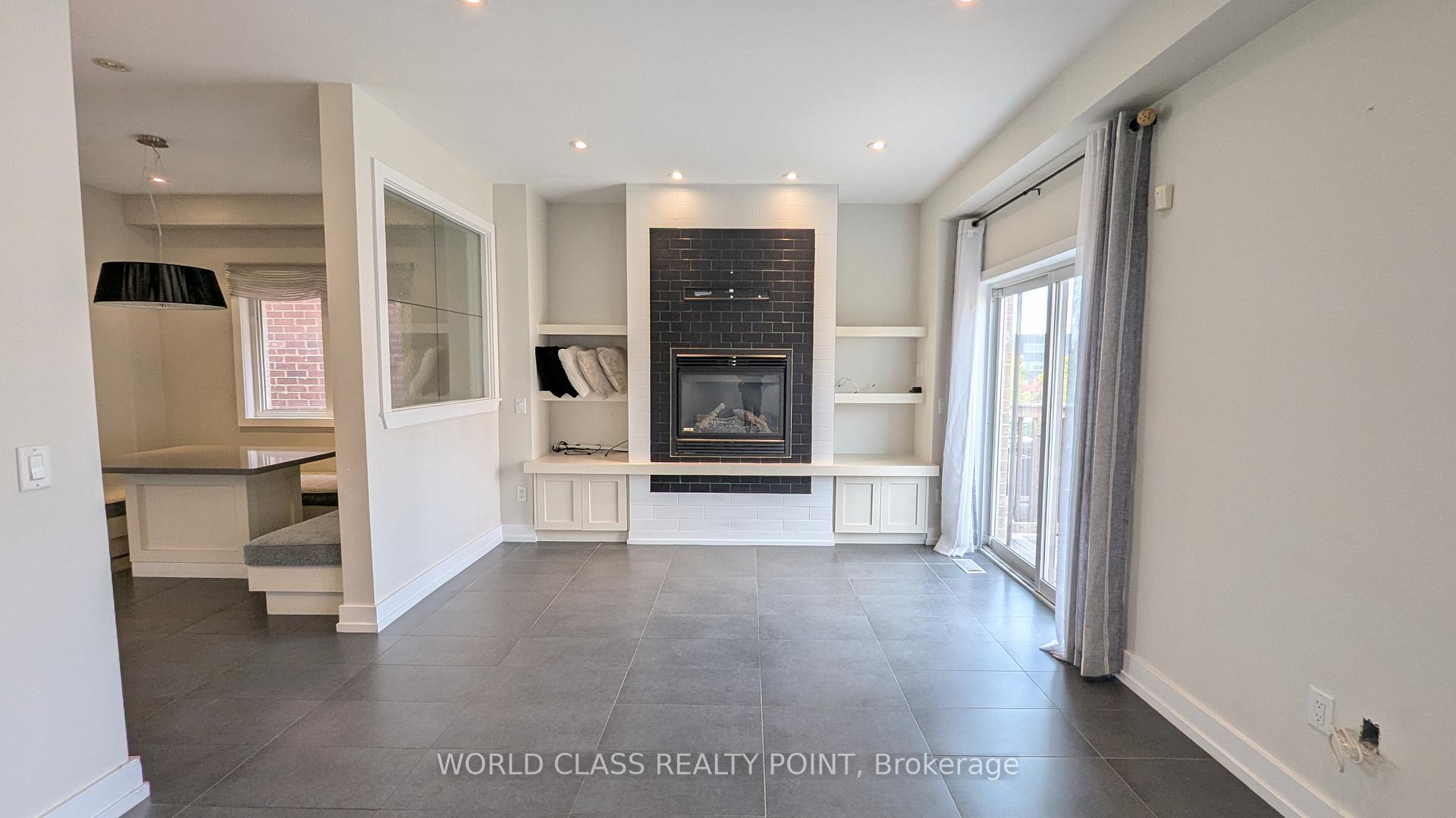 Photo 13 of 22 Gesher Crescent, Vaughan, Patterson — HOMEH