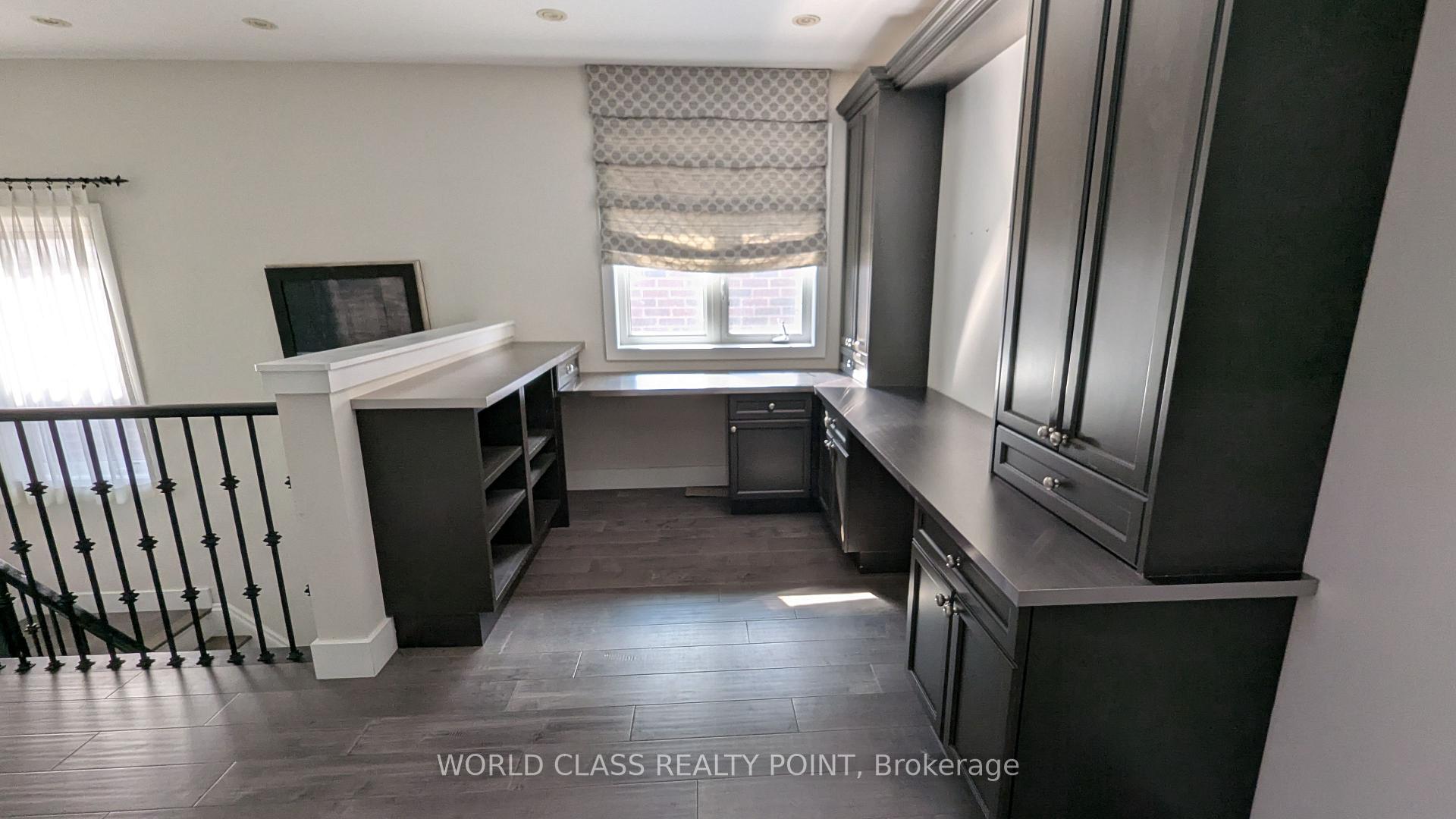 Photo 20 of 22 Gesher Crescent, Vaughan, Patterson — HOMEH