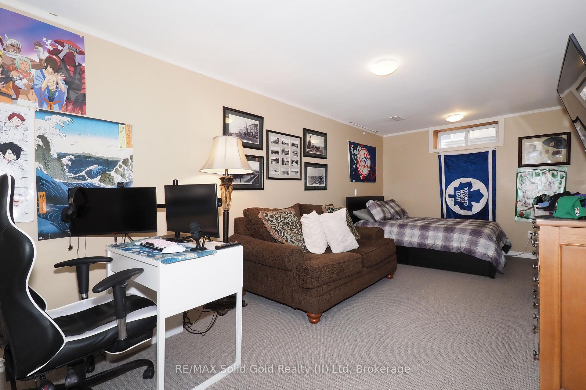 Photo 29 of 715 Brandenburg Boulevard, Waterloo — HOMEH