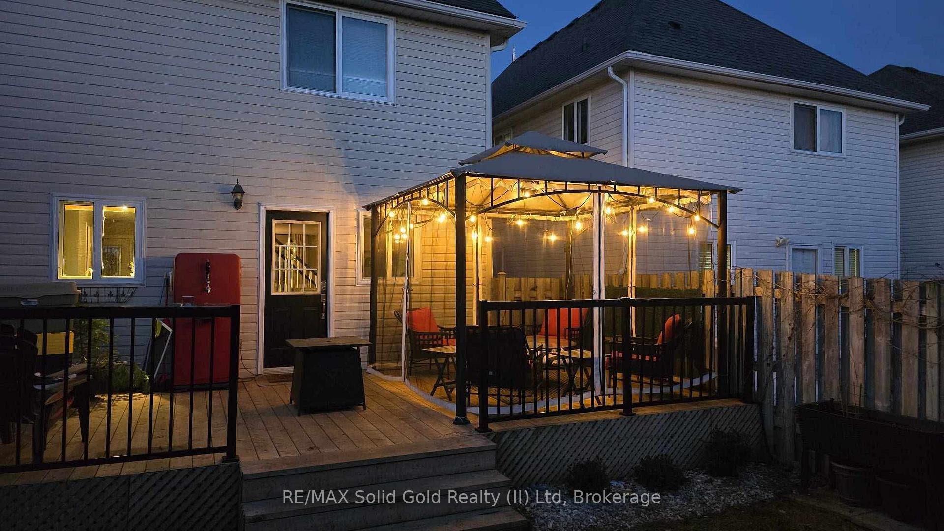 Photo 37 of 715 Brandenburg Boulevard, Waterloo — HOMEH