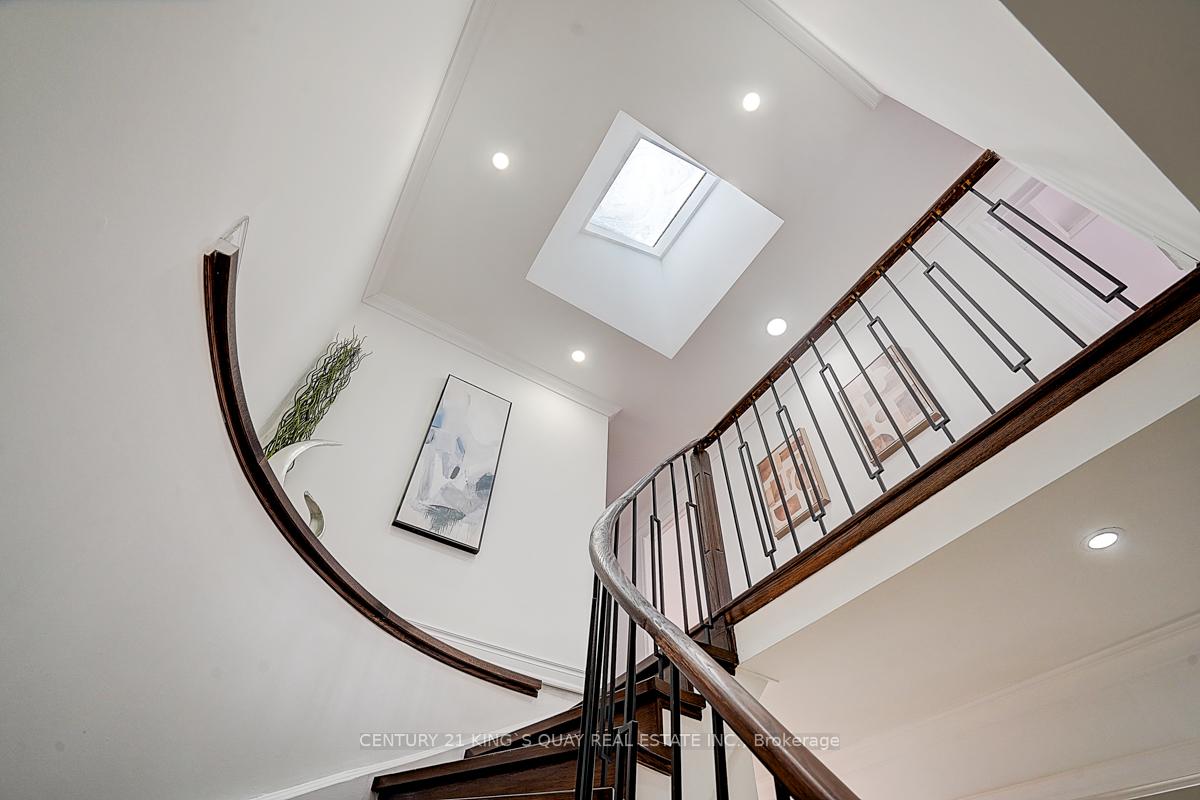 Photo 8 of 103 Stirling Crescent, Markham, Milliken Mills East — HOMEH