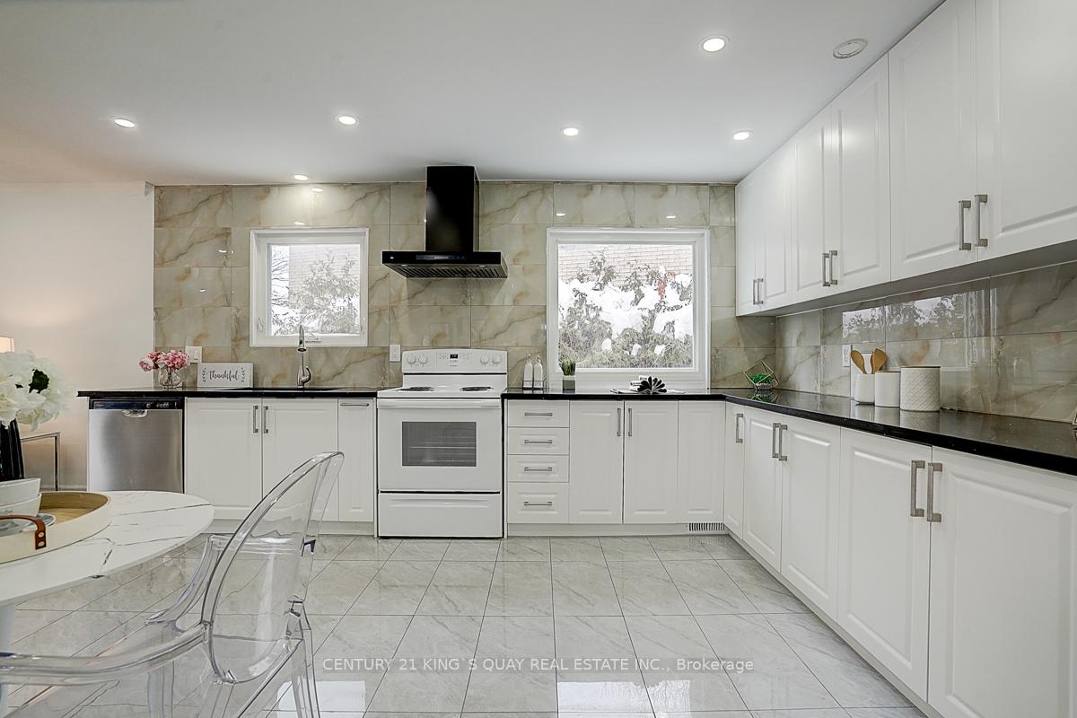 Photo 22 of 103 Stirling Crescent, Markham, Milliken Mills East — HOMEH