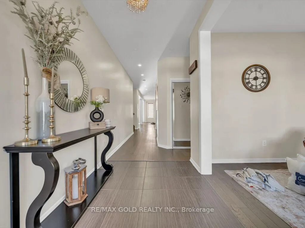 Photo 4 of 219 Dolman Street S, Woolwich, Breslau — HOMEH