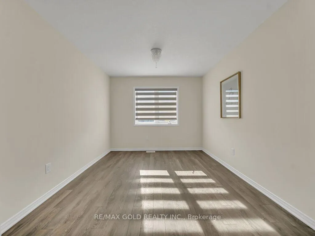 Photo 28 of 219 Dolman Street S, Woolwich, Breslau — HOMEH