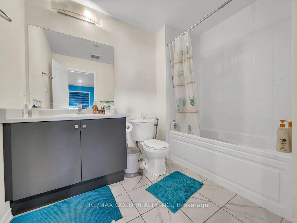 Photo 34 of 219 Dolman Street S, Woolwich, Breslau — HOMEH