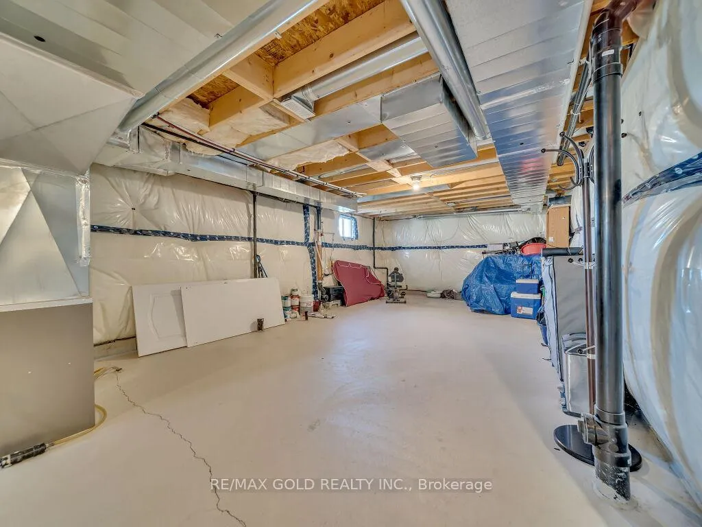 Photo 39 of 219 Dolman Street S, Woolwich, Breslau — HOMEH