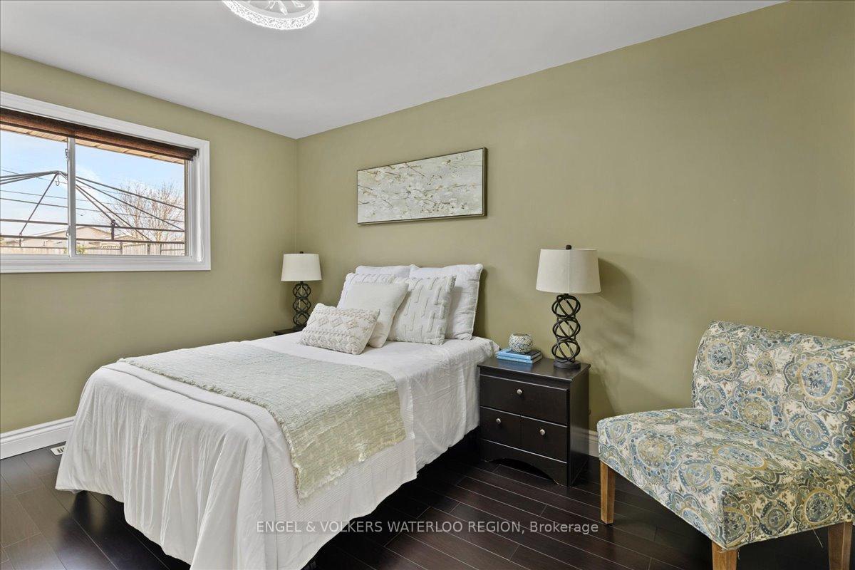 Photo 20 of 353 Lee Circle, Waterloo, Lincoln Village — HOMEH