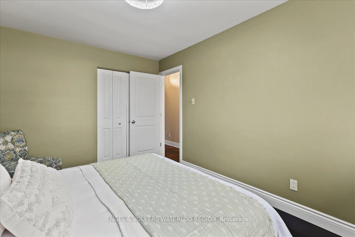 Photo 21 of 353 Lee Circle, Waterloo, Lincoln Village — HOMEH