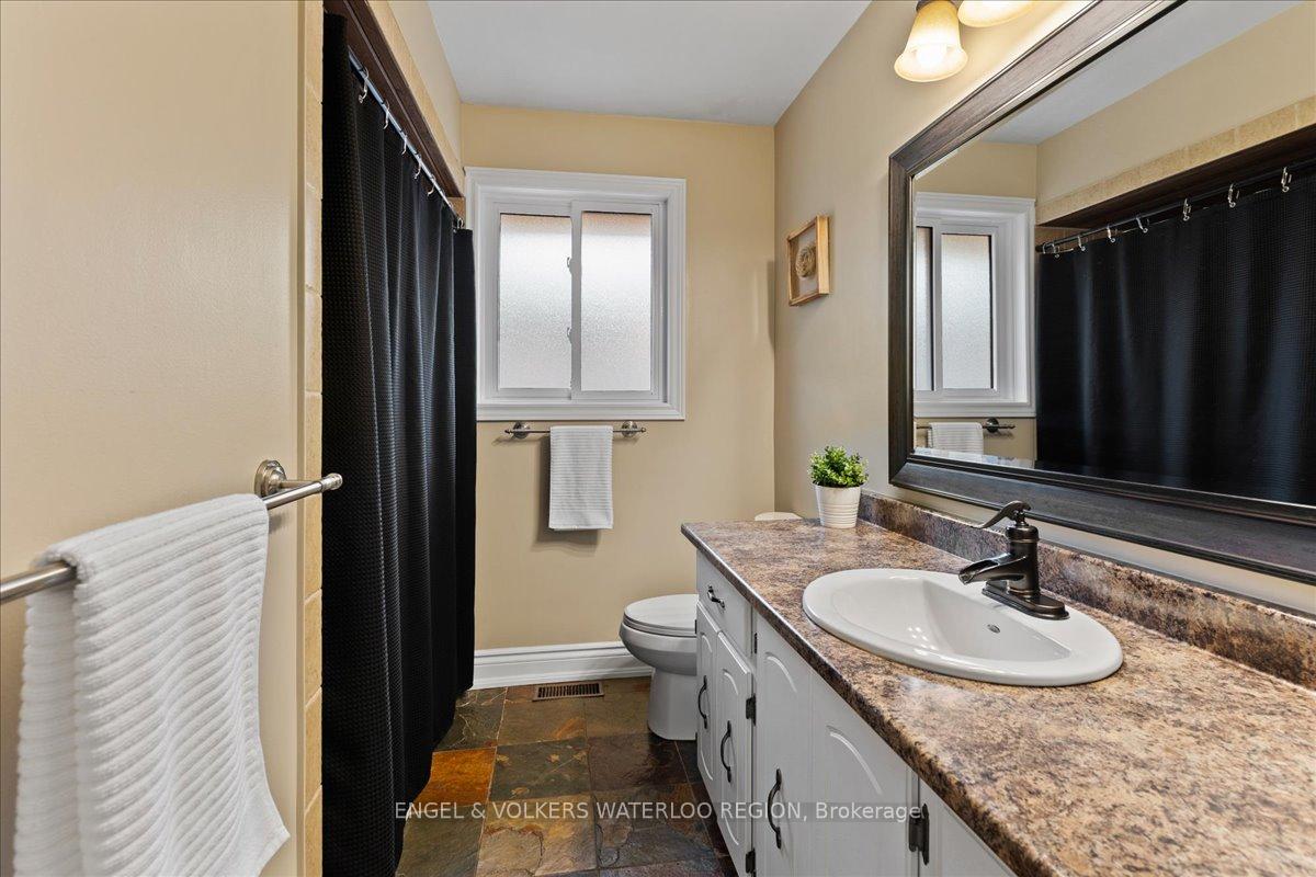 Photo 22 of 353 Lee Circle, Waterloo, Lincoln Village — HOMEH