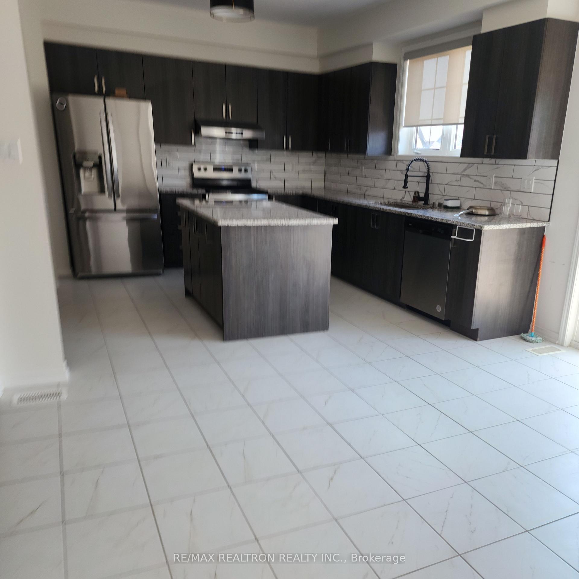 Photo 7 of 340 Coronation Road, Whitby, Rural Whitby — HOMEH