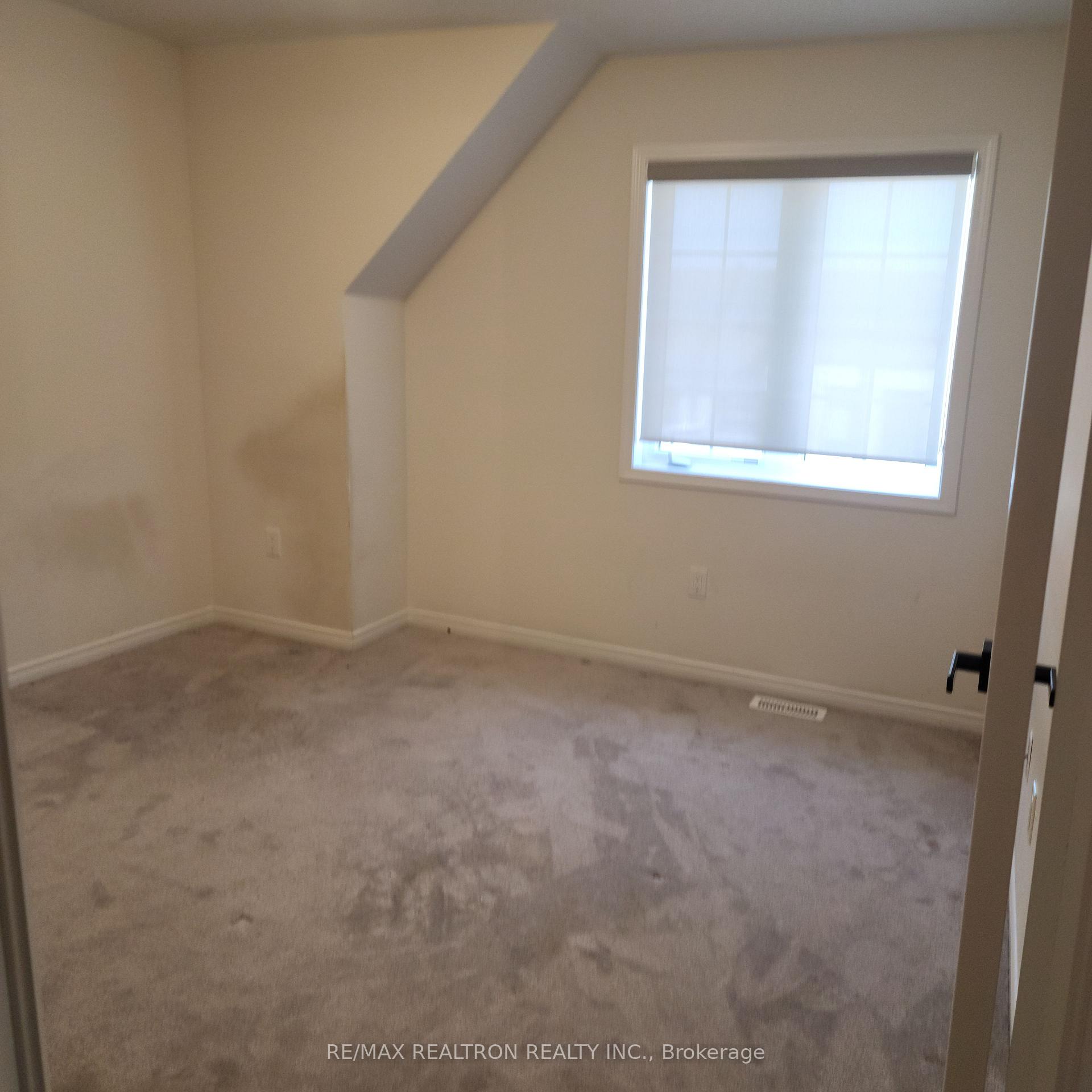 Photo 18 of 340 Coronation Road, Whitby, Rural Whitby — HOMEH