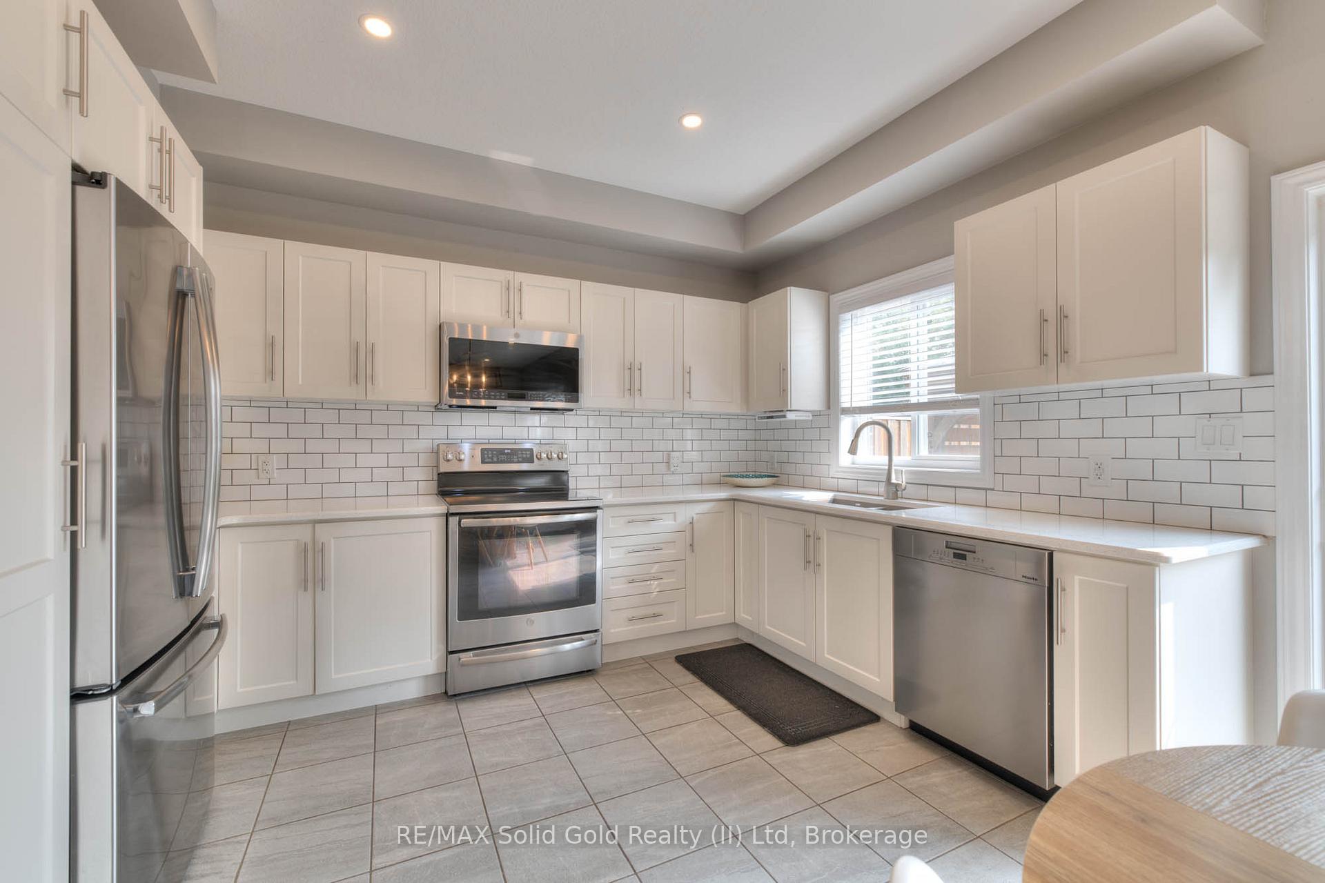 Photo 15 of 180 Snyder Avenue N, Woolwich — HOMEH