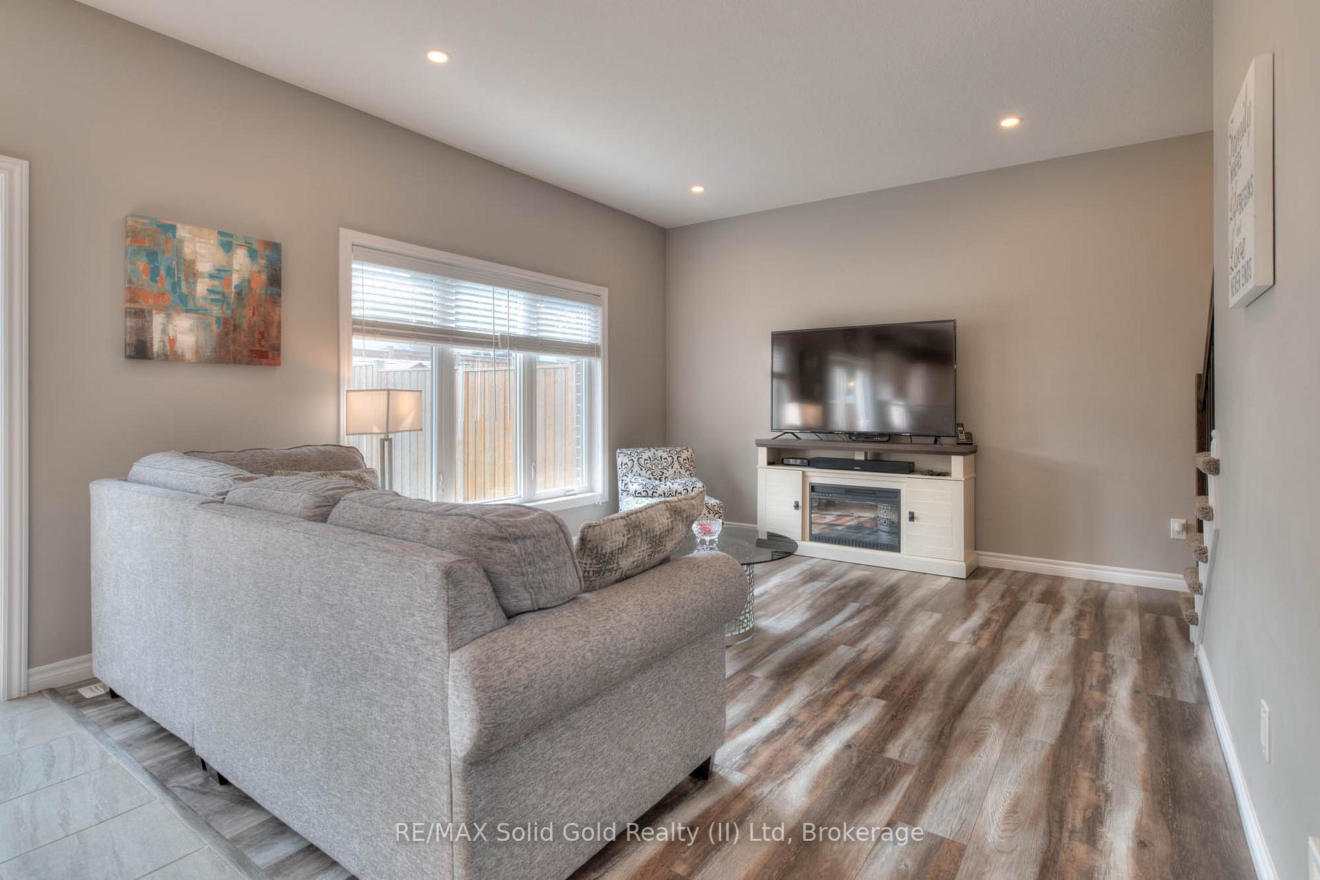 Photo 19 of 180 Snyder Avenue N, Woolwich — HOMEH