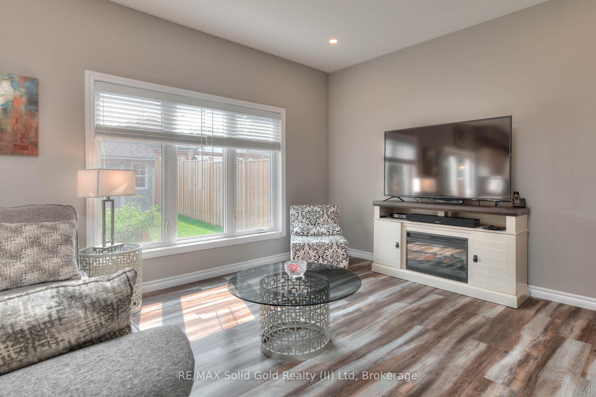 Photo 20 of 180 Snyder Avenue N, Woolwich — HOMEH