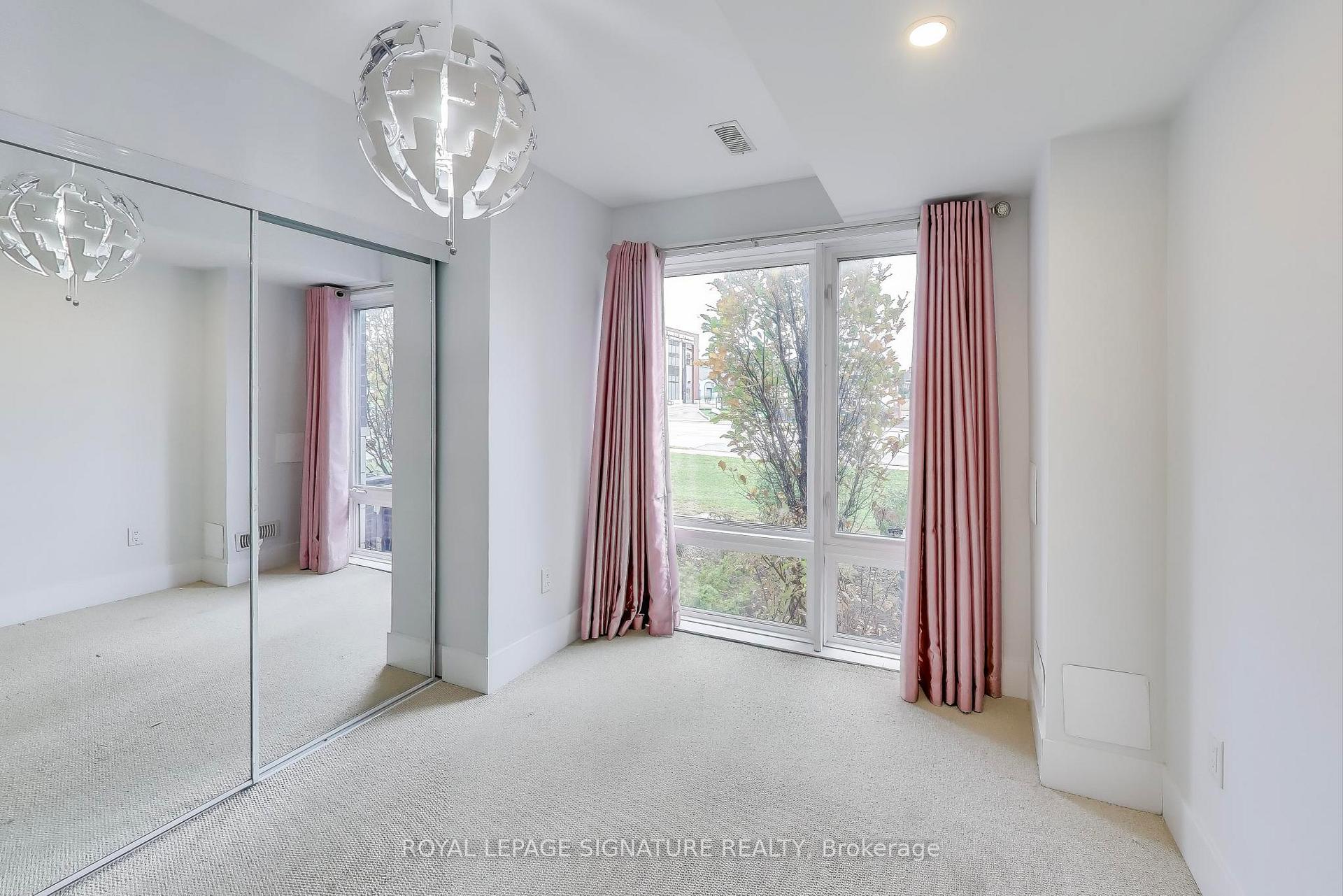 Photo 25 of 9124 Bathurst Street, Vaughan, Patterson — HOMEH