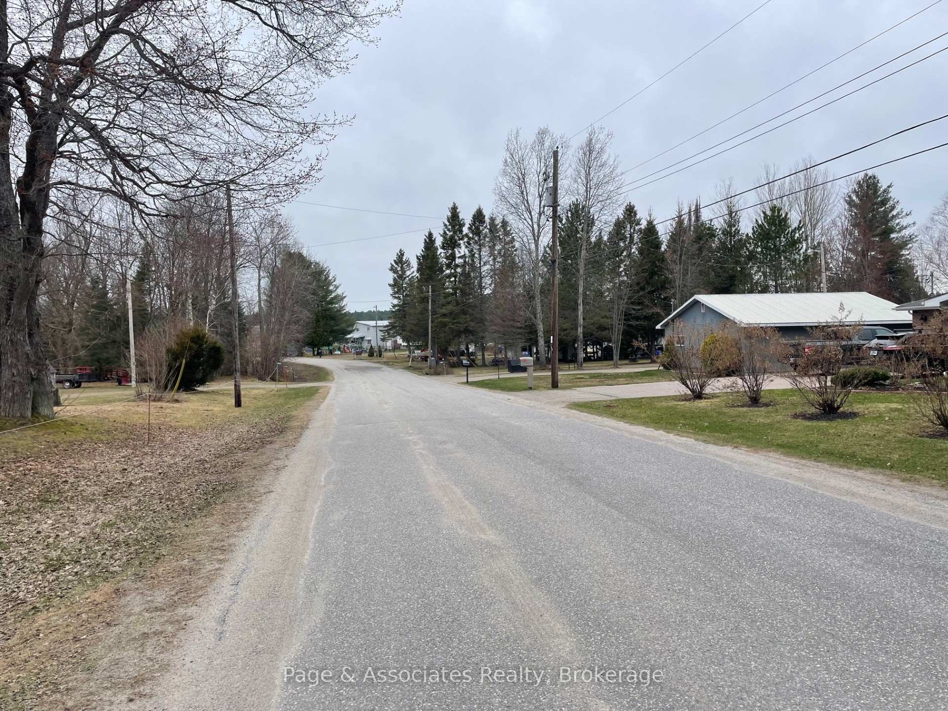 Photo 9 of 977 Evansville Drive, West Nipissing, Sturgeon Falls — HOMEH