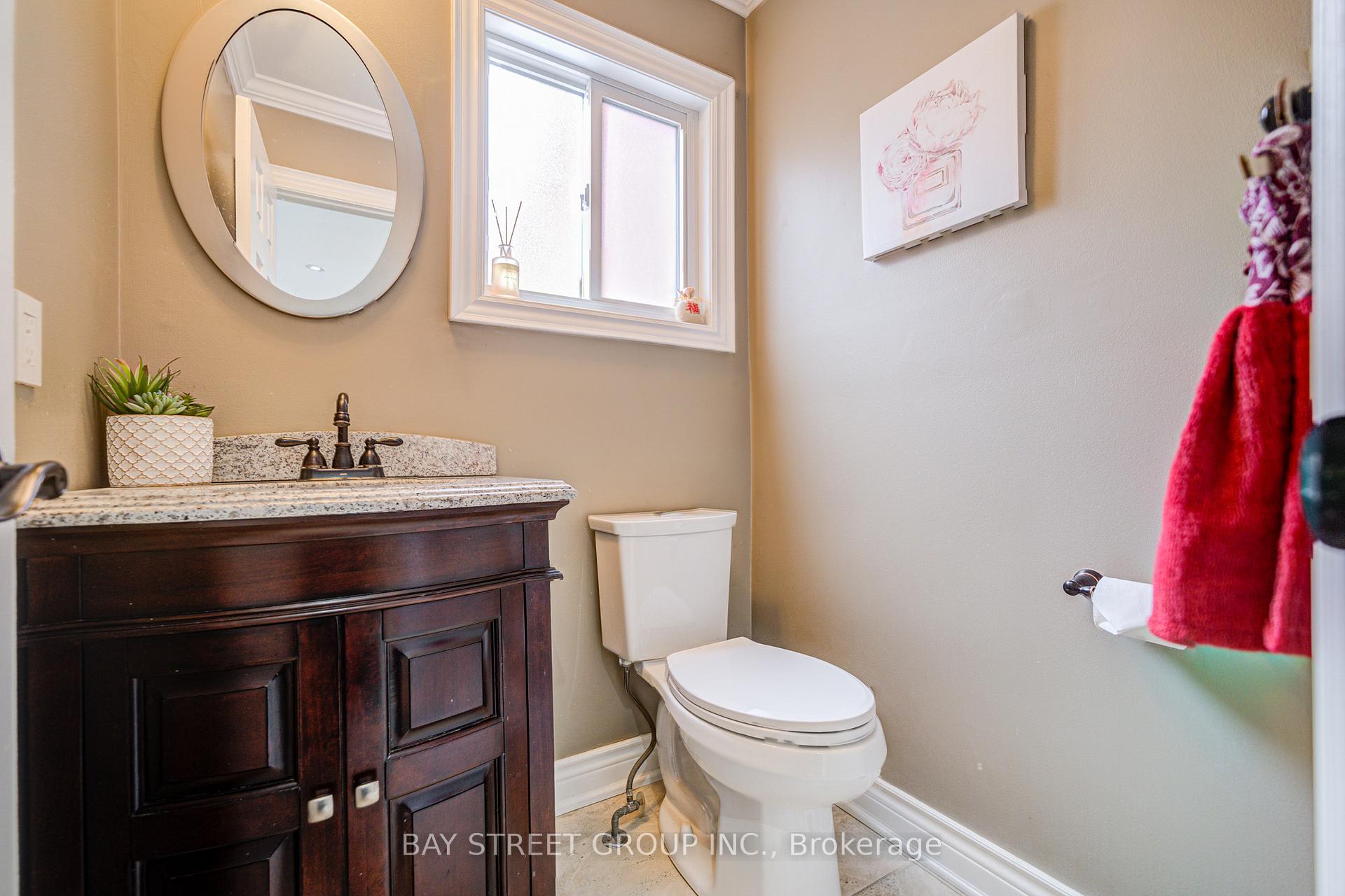 Photo 23 of 43 Adrian Crescent, Markham, Raymerville — HOMEH