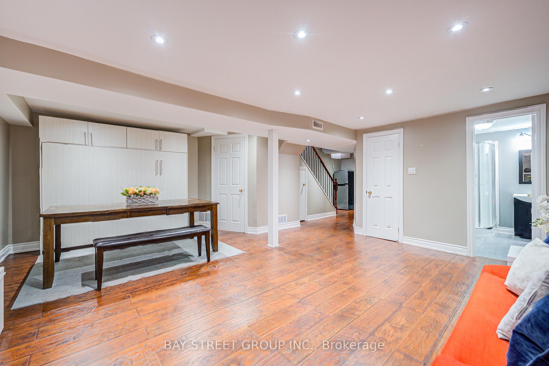 Photo 40 of 43 Adrian Crescent, Markham, Raymerville — HOMEH