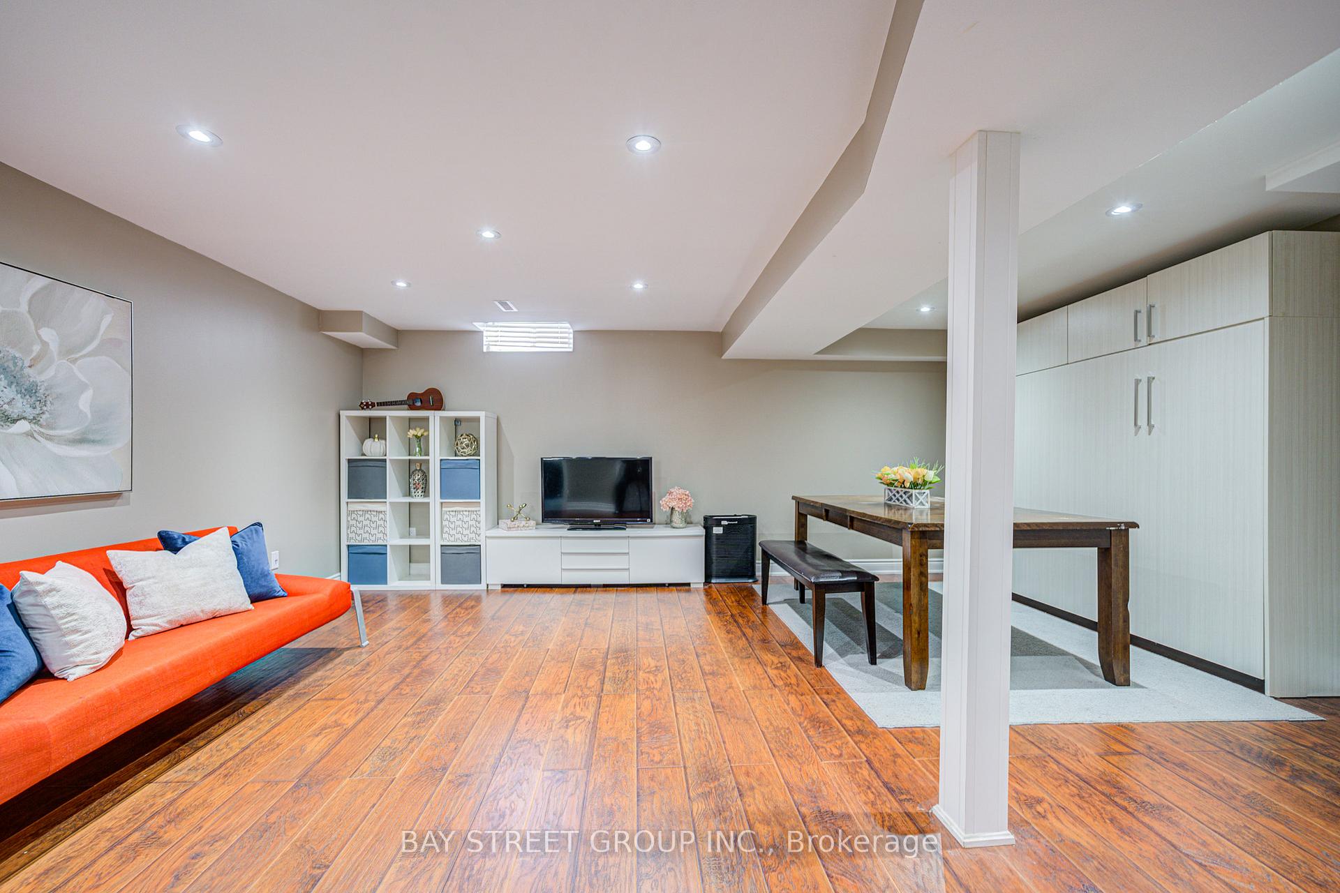 Photo 41 of 43 Adrian Crescent, Markham, Raymerville — HOMEH
