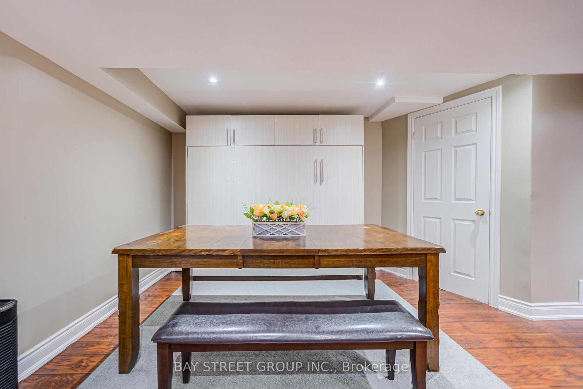 Photo 42 of 43 Adrian Crescent, Markham, Raymerville — HOMEH