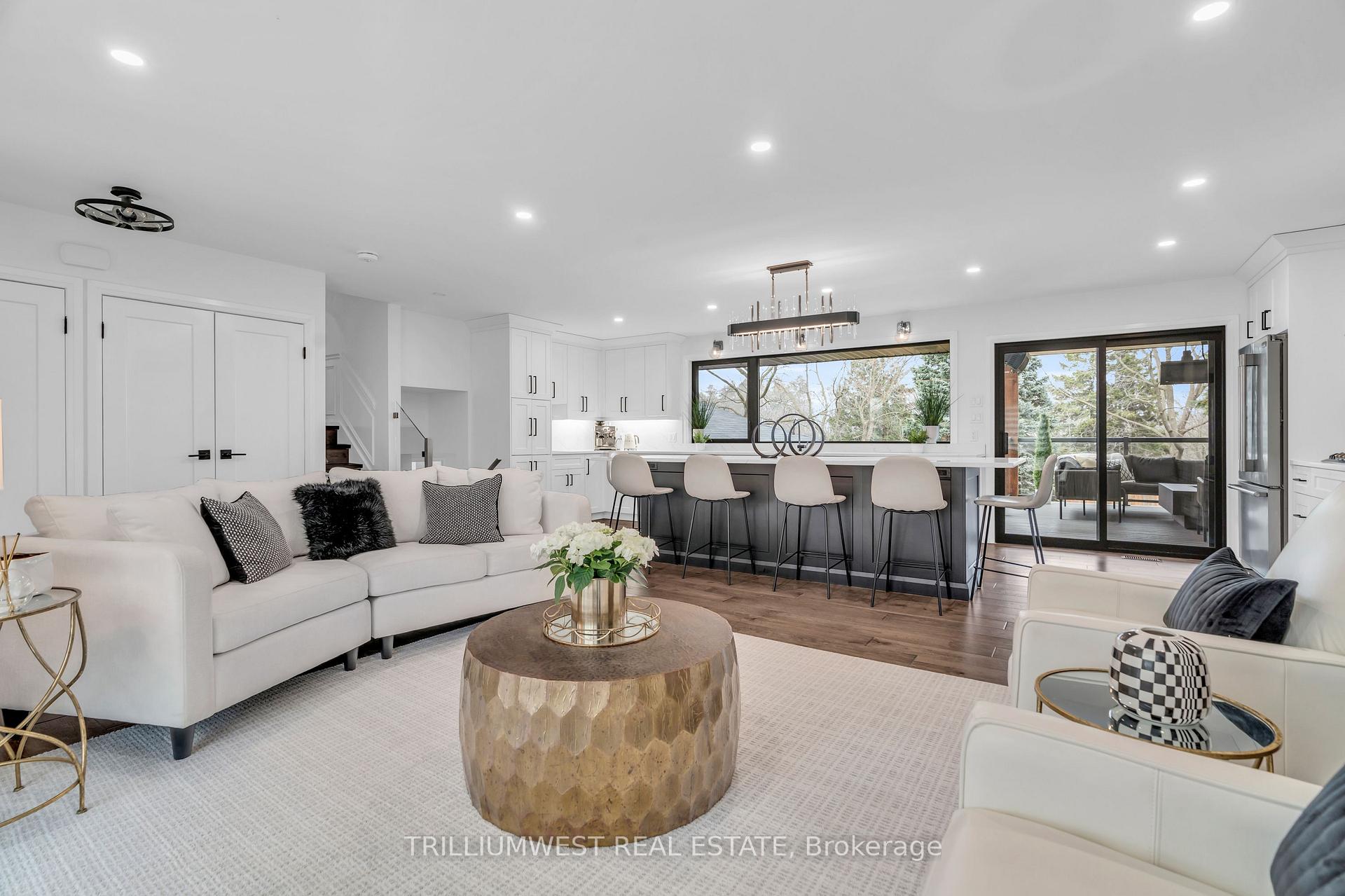 Photo 4 of 100 Margaret Avenue N, Waterloo — HOMEH
