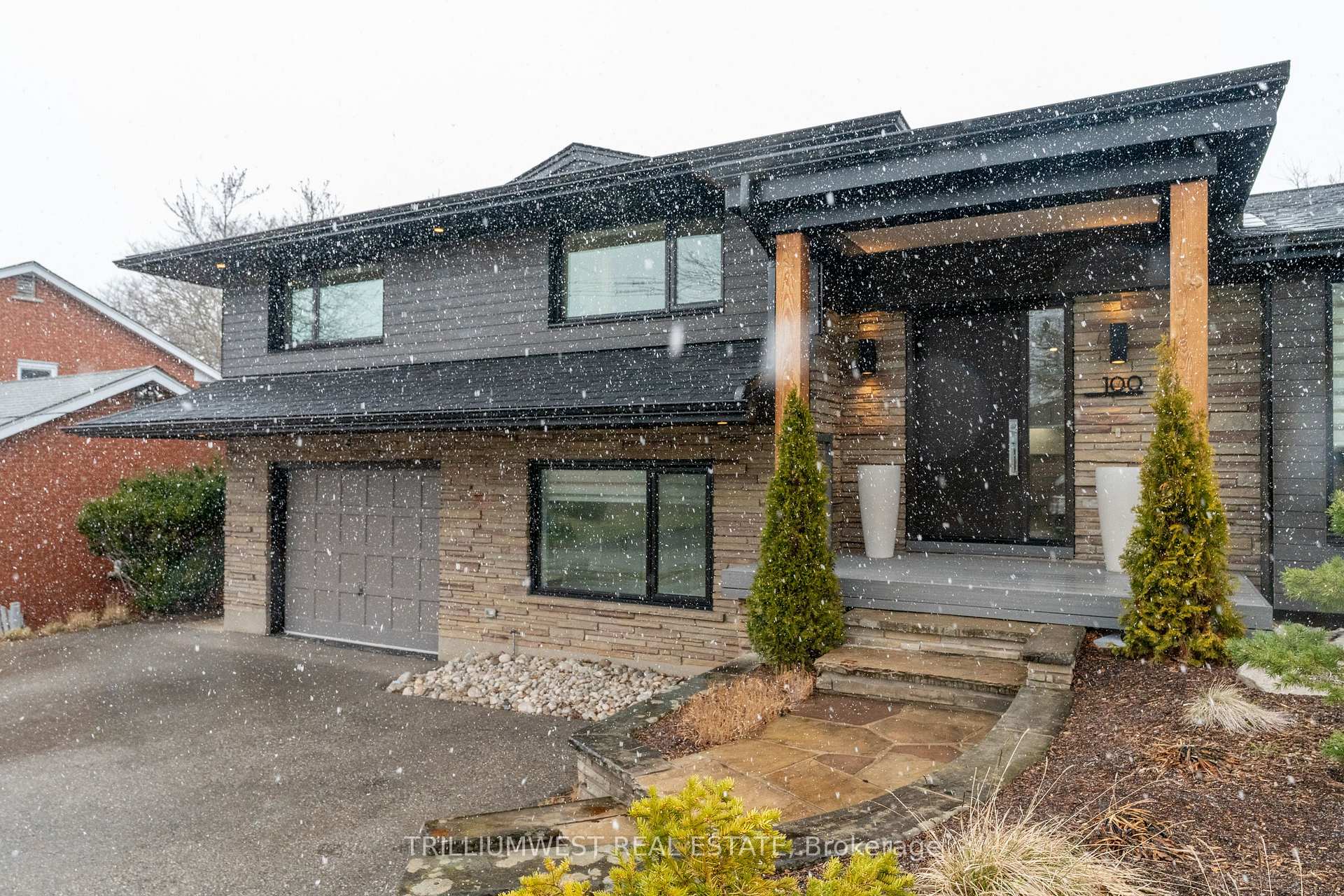 Photo 7 of 100 Margaret Avenue N, Waterloo — HOMEH