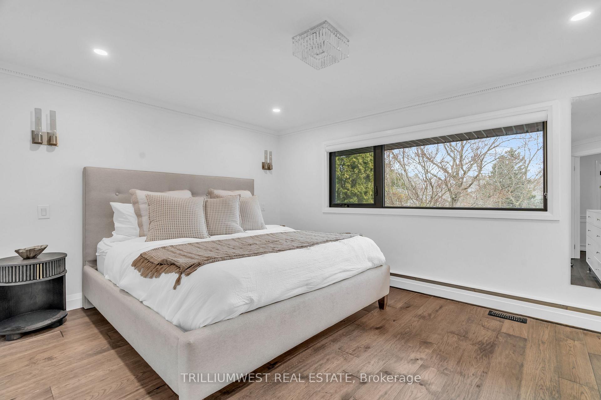 Photo 22 of 100 Margaret Avenue N, Waterloo — HOMEH