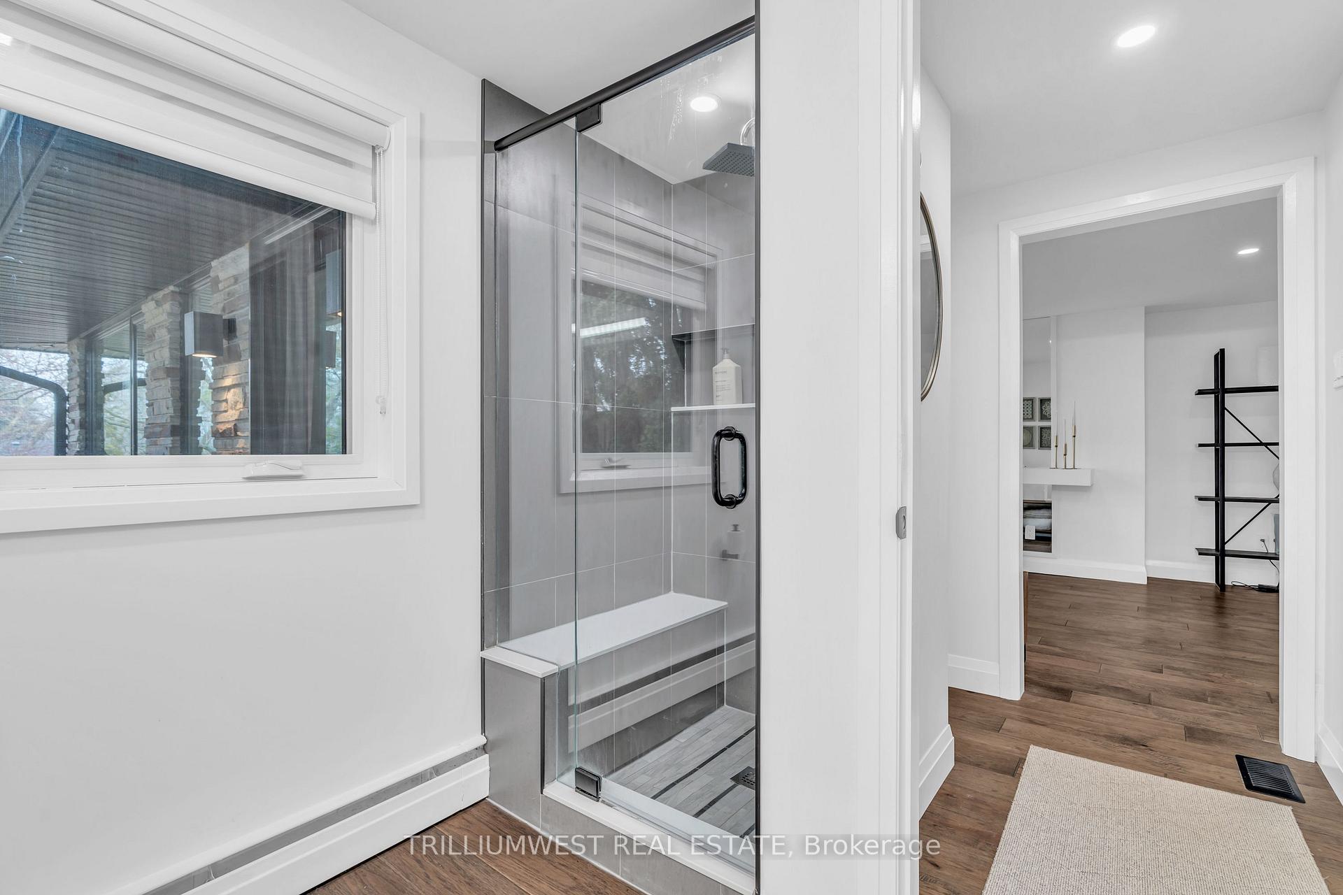 Photo 35 of 100 Margaret Avenue N, Waterloo — HOMEH