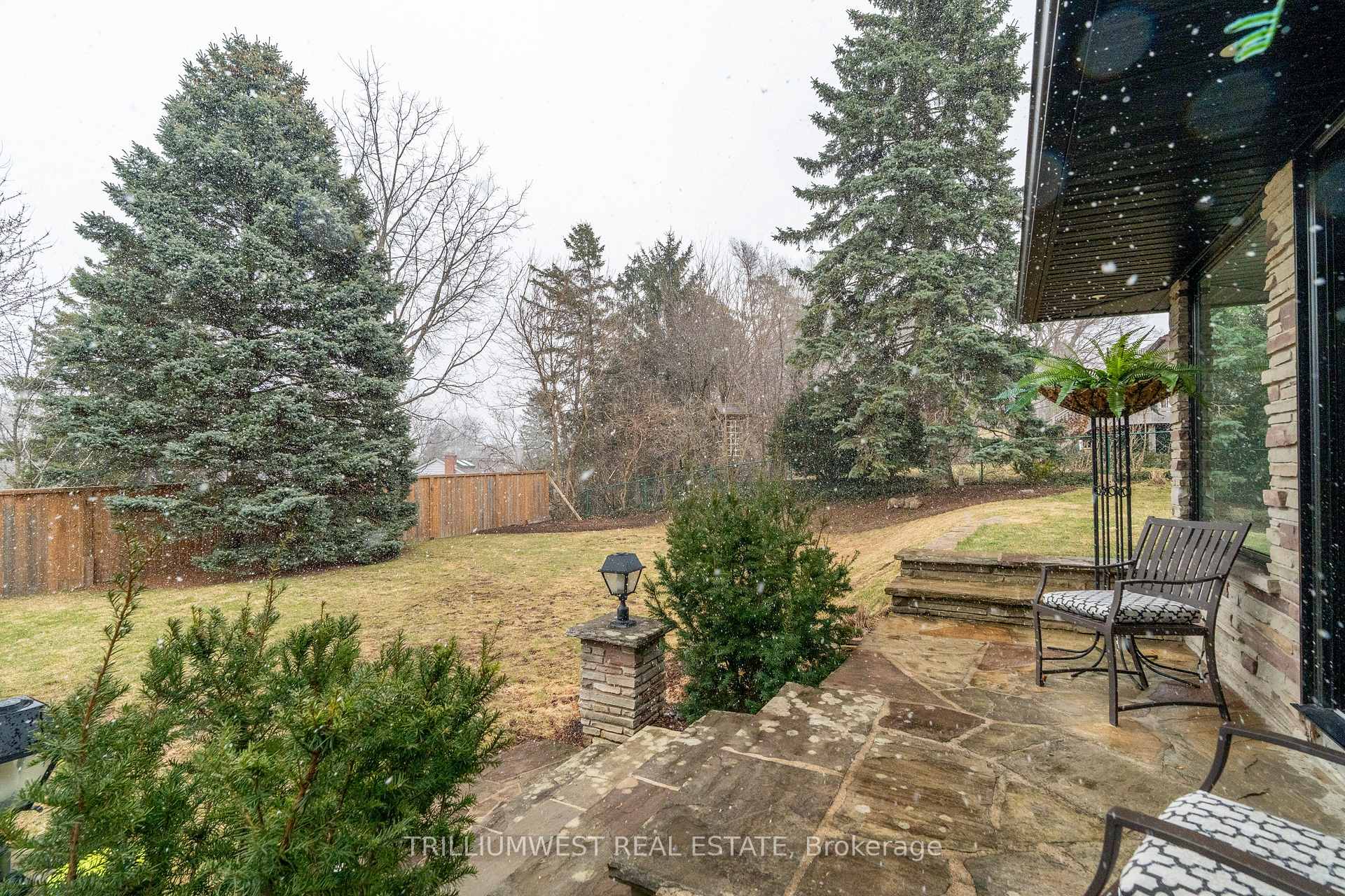 Photo 46 of 100 Margaret Avenue N, Waterloo — HOMEH