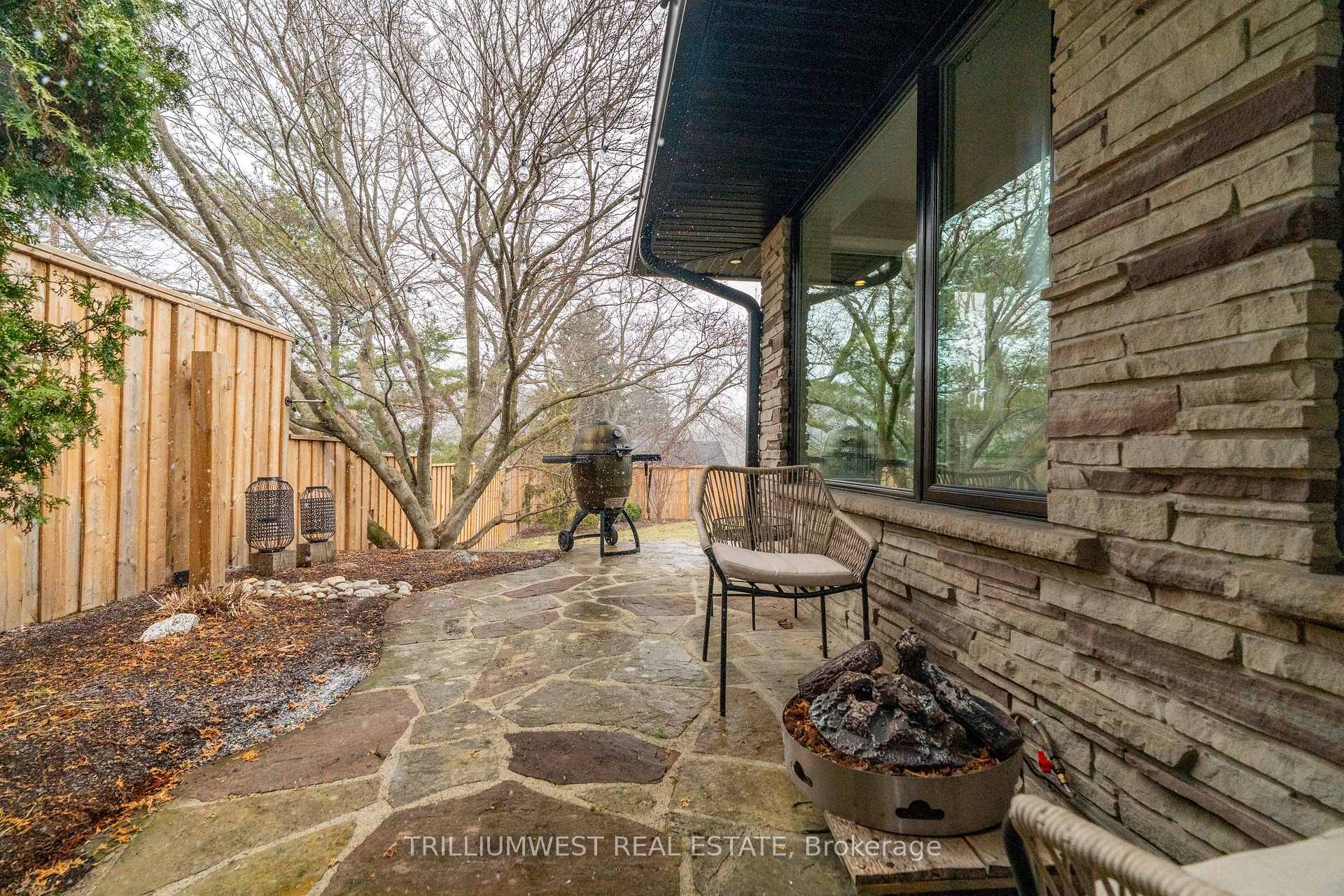 Photo 47 of 100 Margaret Avenue N, Waterloo — HOMEH