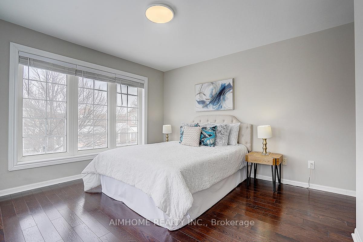 Photo 30 of 61 Sarum Crescent, Markham, Berczy — HOMEH