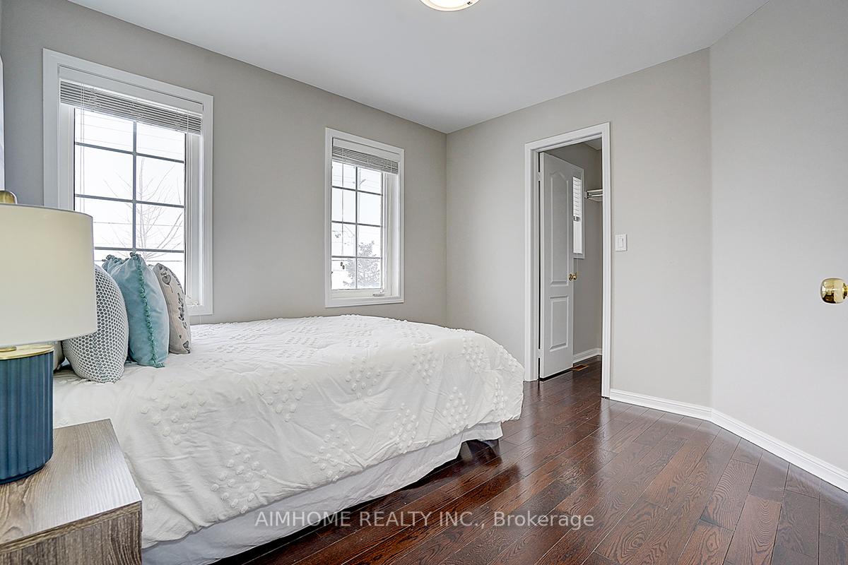 Photo 36 of 61 Sarum Crescent, Markham, Berczy — HOMEH