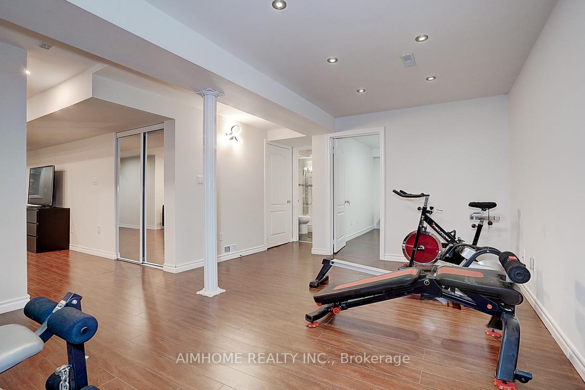 Photo 41 of 61 Sarum Crescent, Markham, Berczy — HOMEH